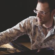 Pascal Monti | Der Klavierstimmer | Magazin Zürich